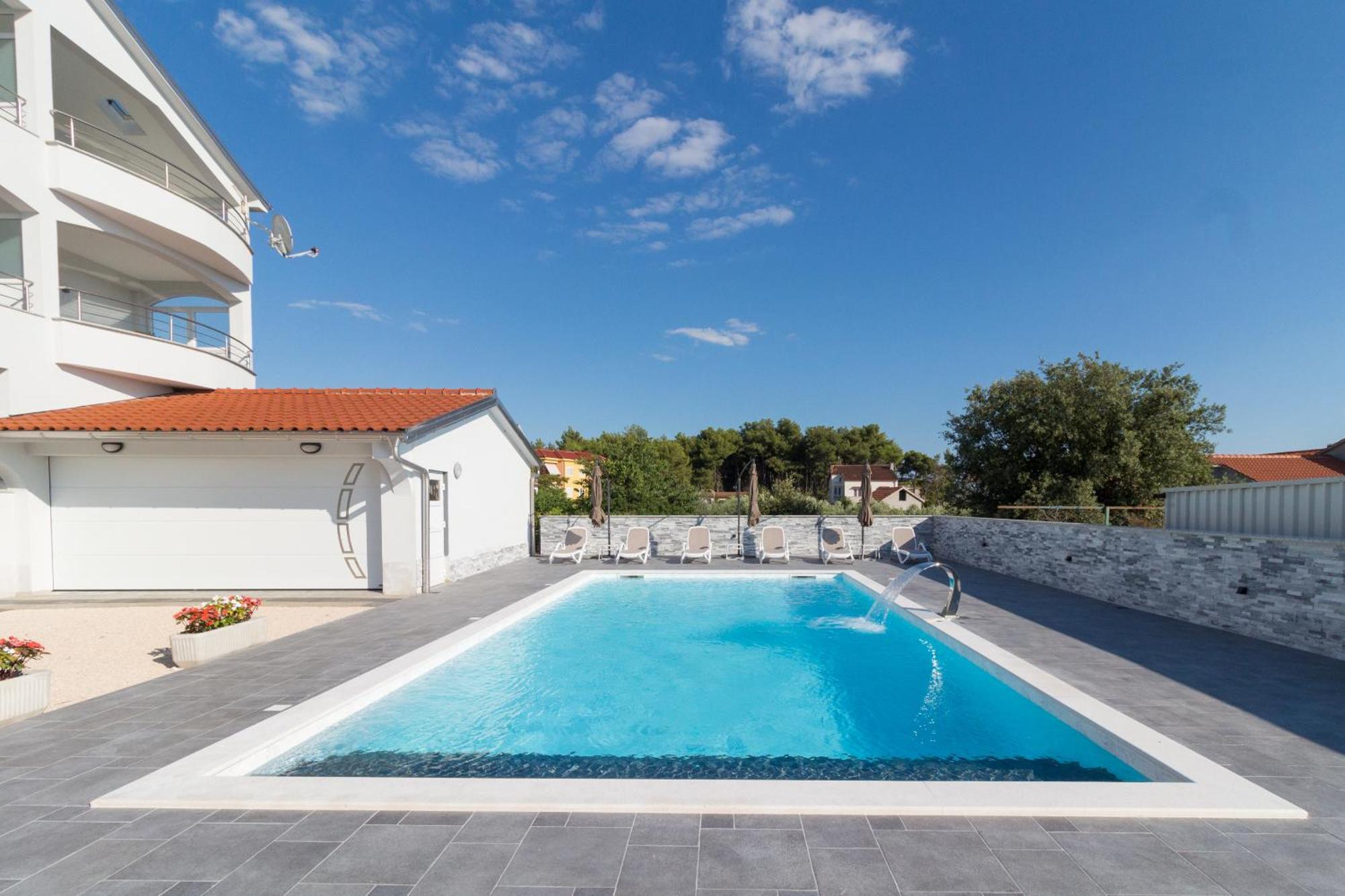 Apartmani Martin Mit Beheiztem Pool With Heated Pool Bibinje Εξωτερικό φωτογραφία